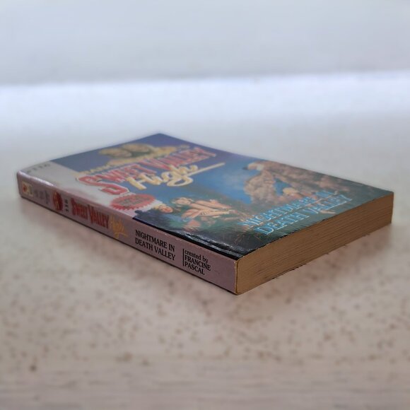 Sweet Valley High #116 Nightmare in Death Valley - Picture 3 of 5